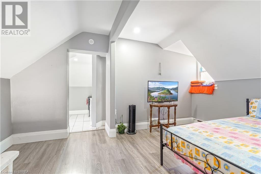 49 Jarvis Street - Photo 4