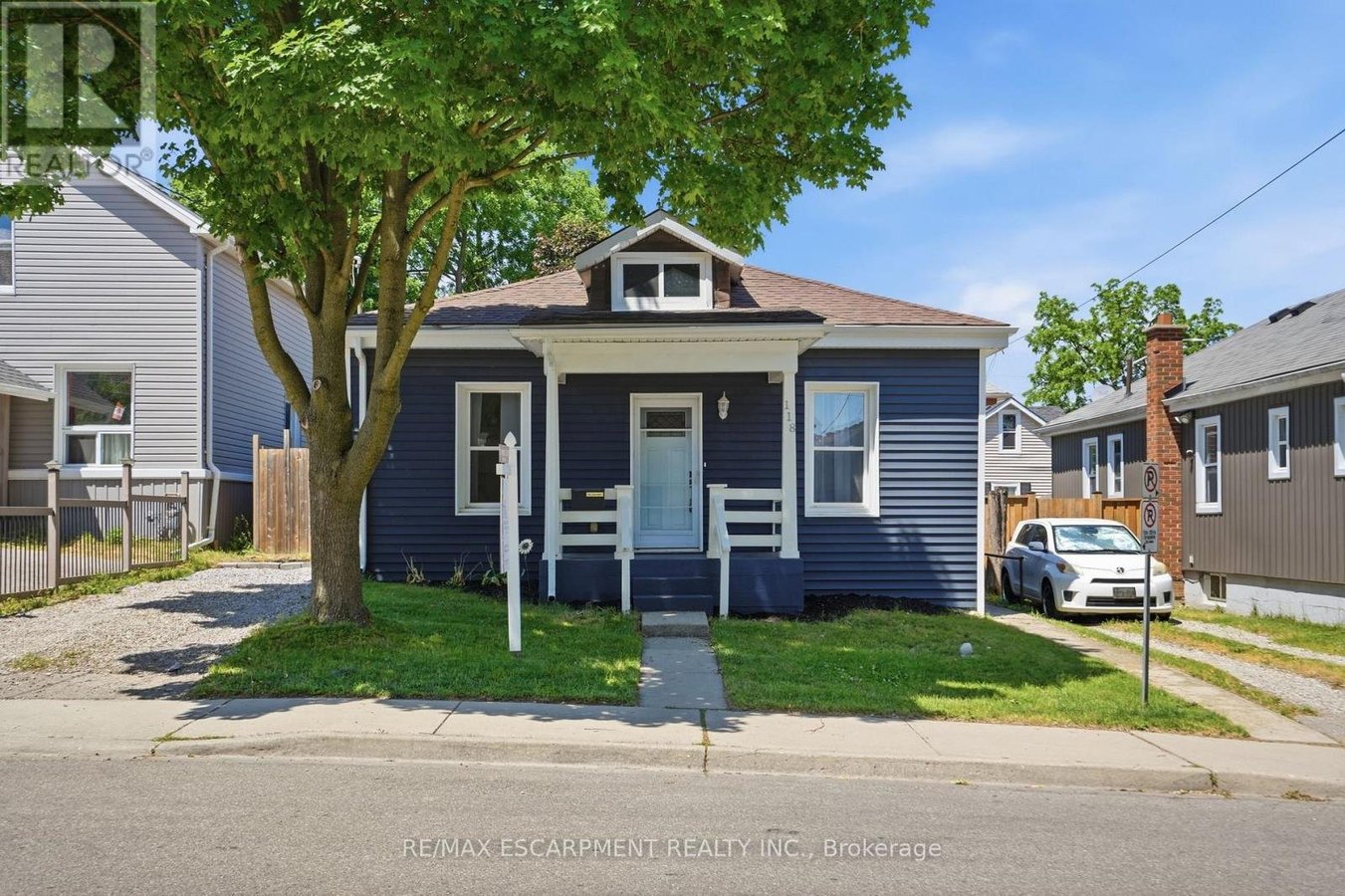 118 VICTORIA STREET - Photo 2