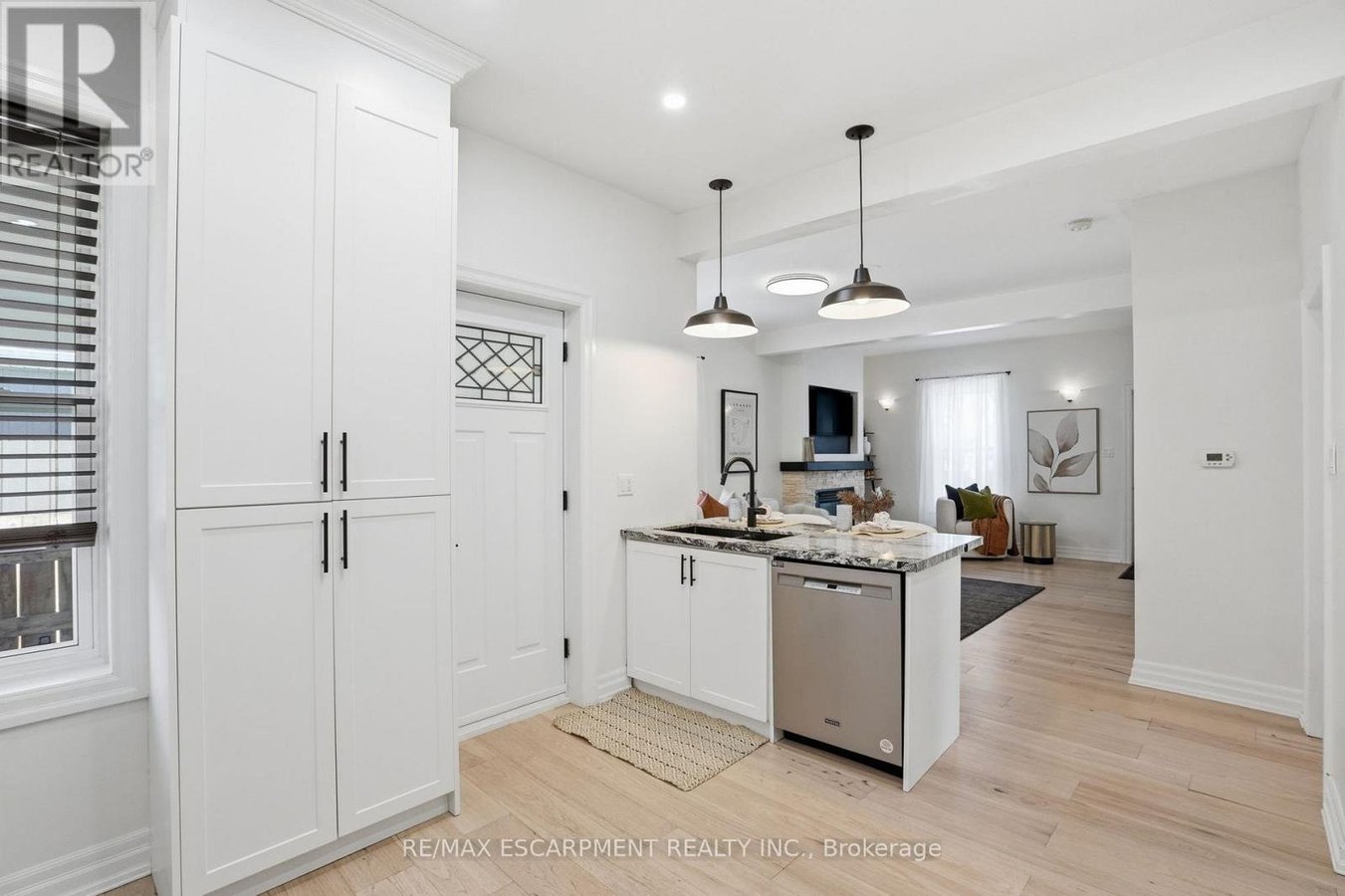 118 VICTORIA STREET - Photo 12