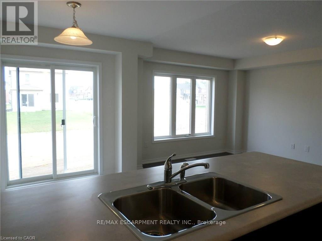 275 POWELL ROAD - Photo 7
