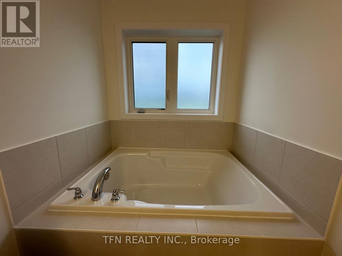 11 MONTEITH DRIVE - Photo 4