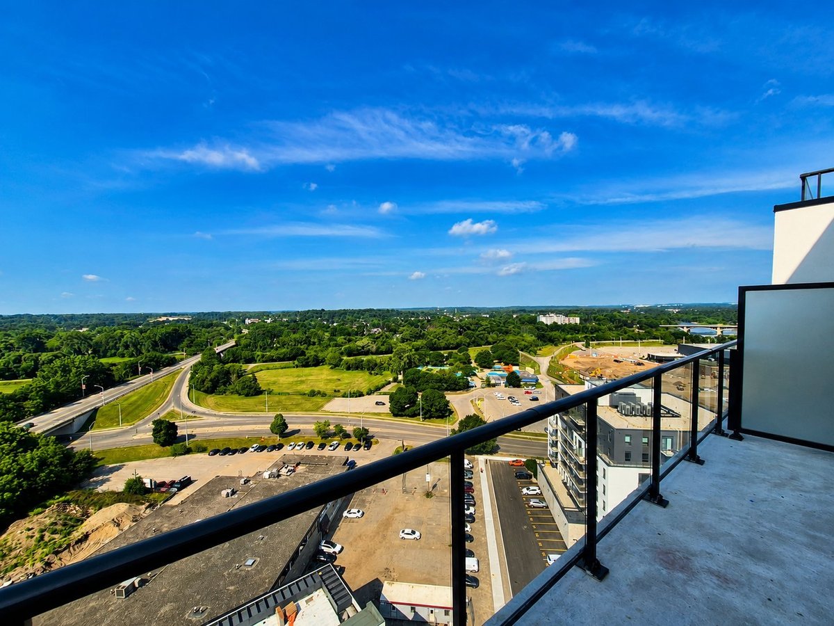 33 Erie Avenue - Photo 8