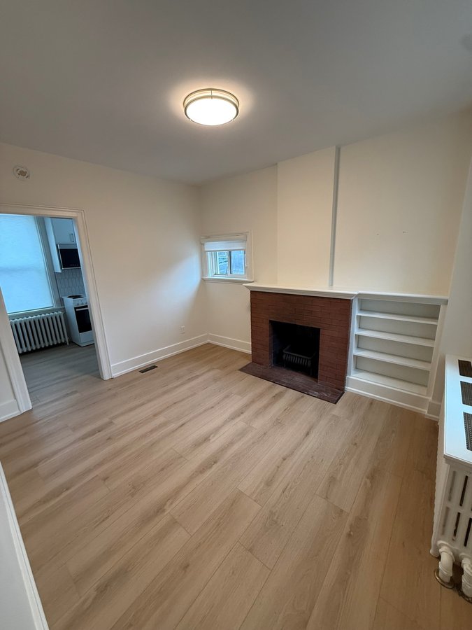 75 Brant Avenue - Photo 1