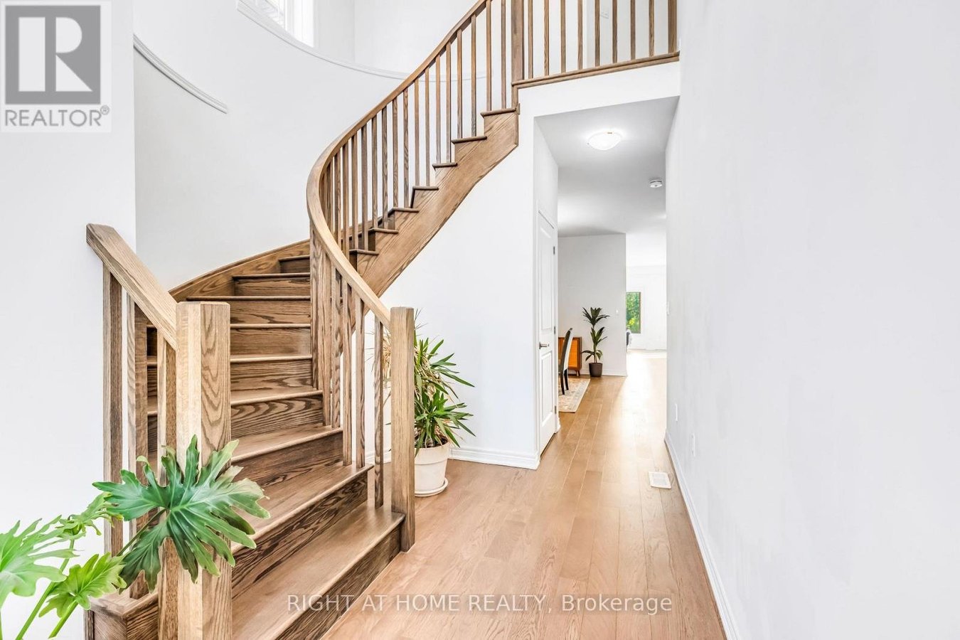 330 GILLESPIE DRIVE - Photo 10