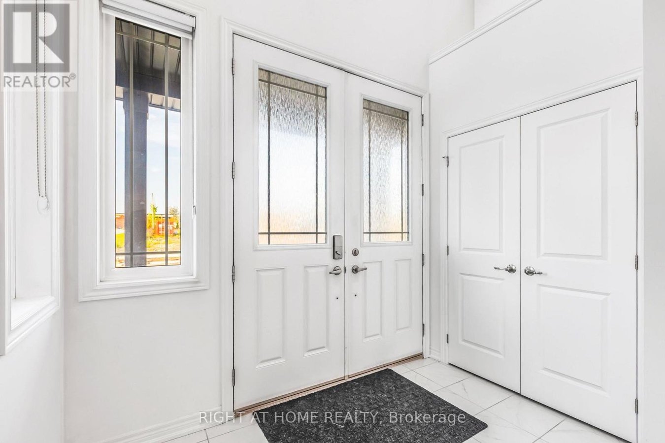 330 GILLESPIE DRIVE - Photo 11