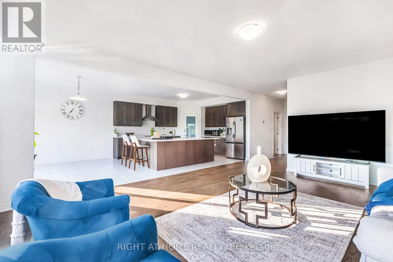 330 GILLESPIE DRIVE - Photo 13