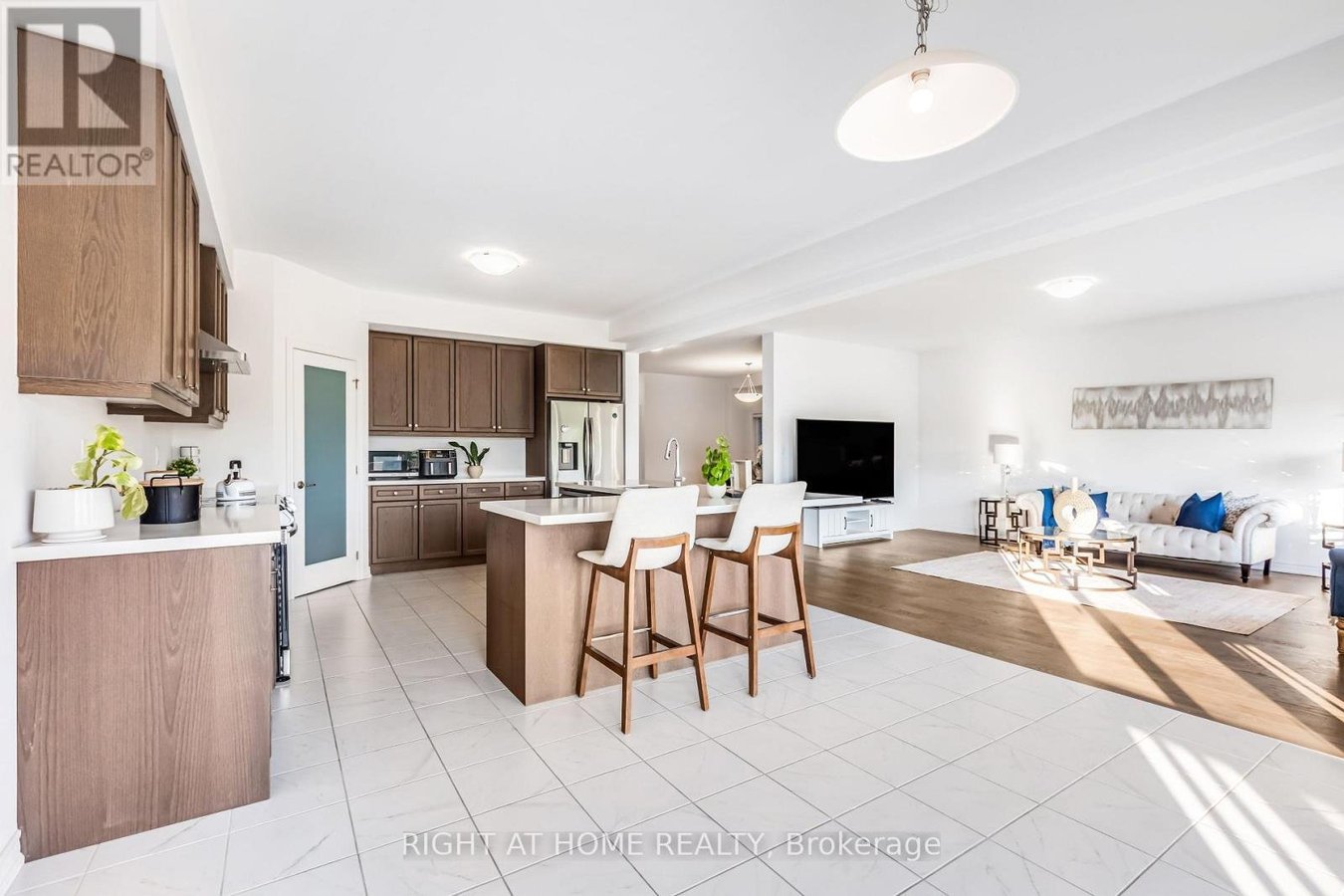 330 GILLESPIE DRIVE - Photo 17