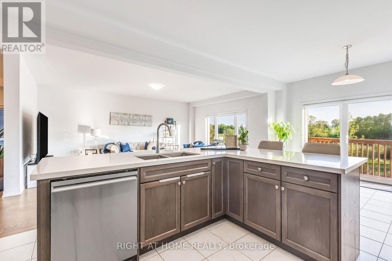 330 GILLESPIE DRIVE - Photo 19