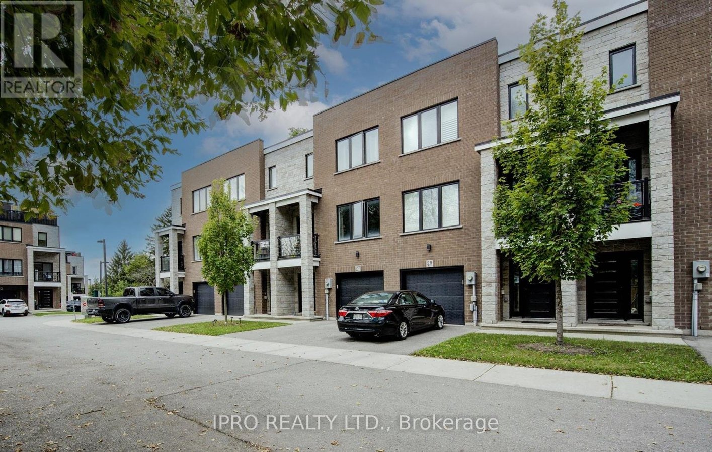 26 - 33 JARVIS STREET - Photo 3
