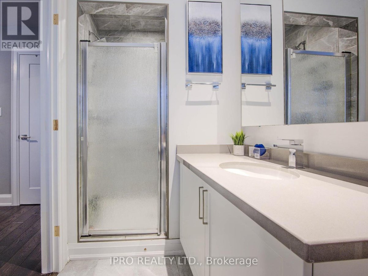 26 - 33 JARVIS STREET - Photo 32