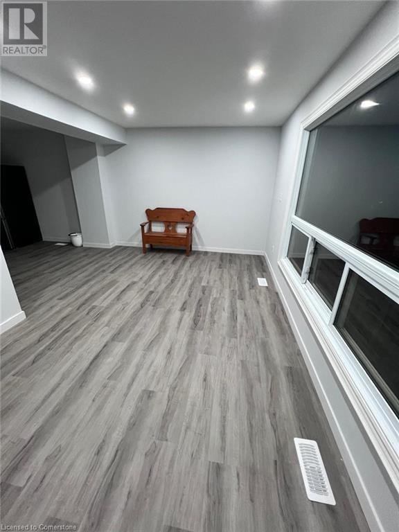 275 D STANLEY Street - Photo 3