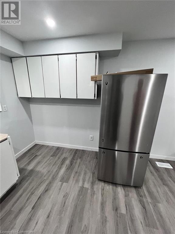 275 D STANLEY Street - Photo 8