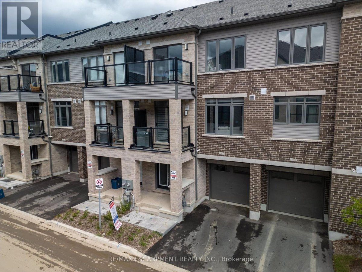 1117 - 585 COLBORNE STREET E - Photo 2