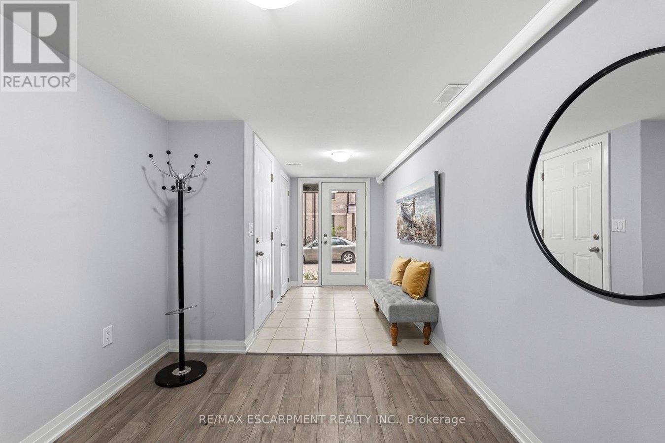 1117 - 585 COLBORNE STREET E - Photo 3