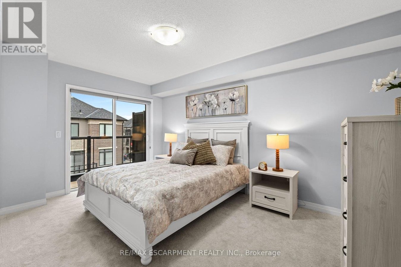 1117 - 585 COLBORNE STREET E - Photo 12