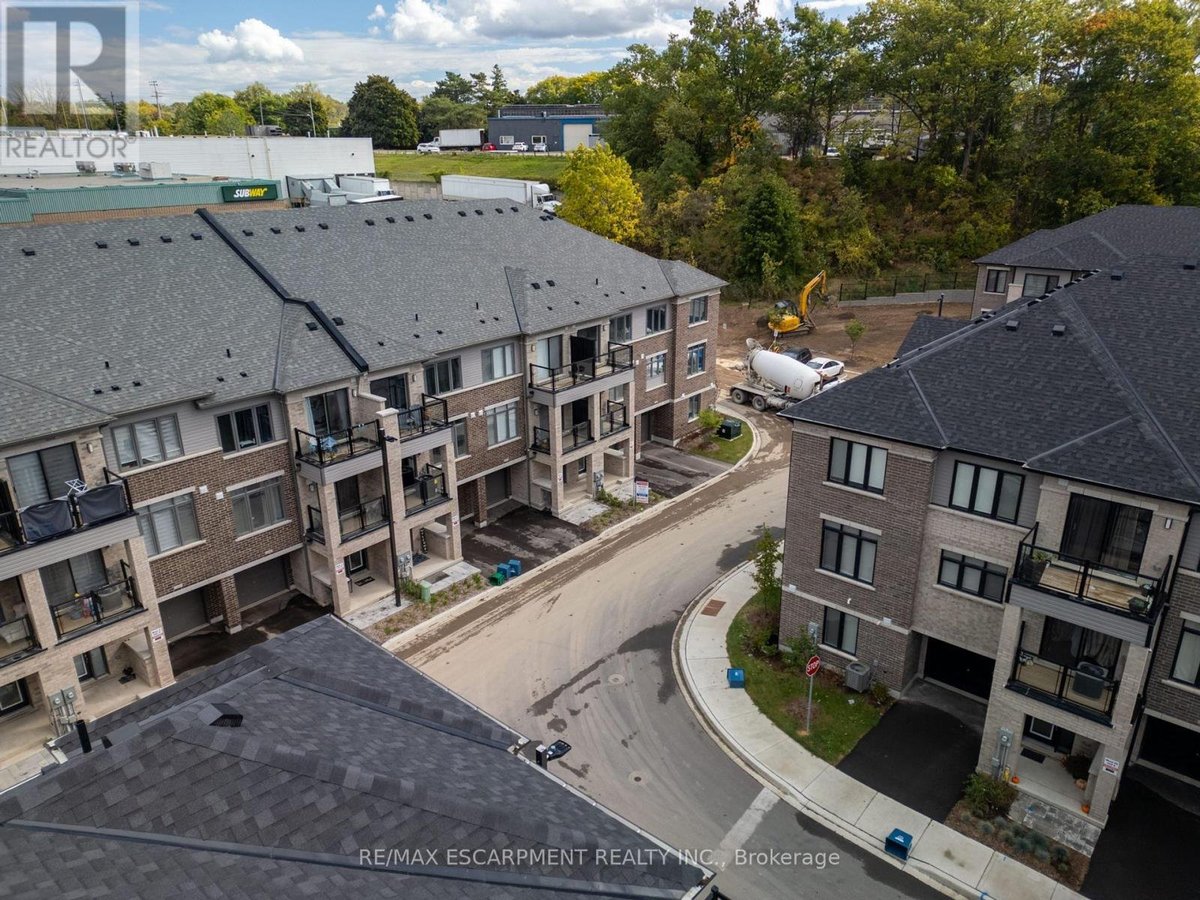 1117 - 585 COLBORNE STREET E - Photo 33