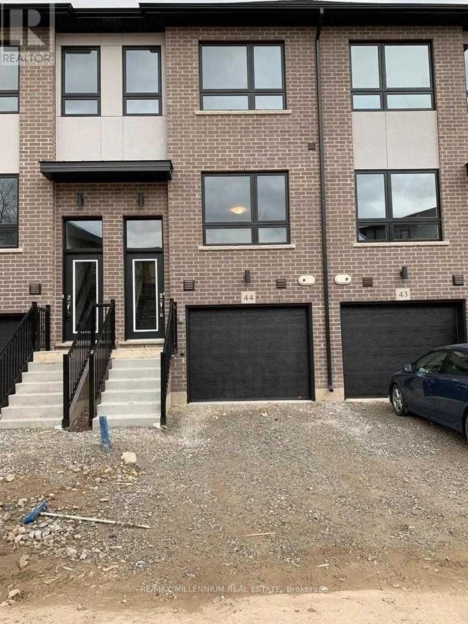 44 - 720 GREY STREET - Photo 1
