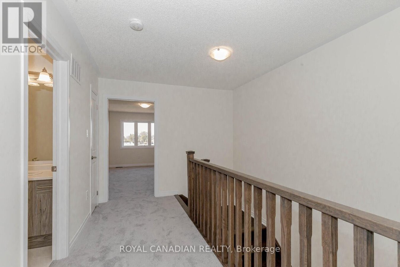 15 MOLNAR CRESCENT - Photo 18
