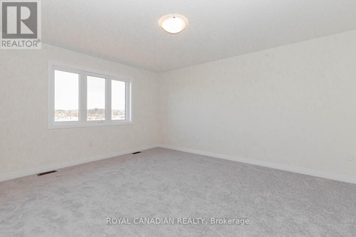 15 MOLNAR CRESCENT - Photo 19