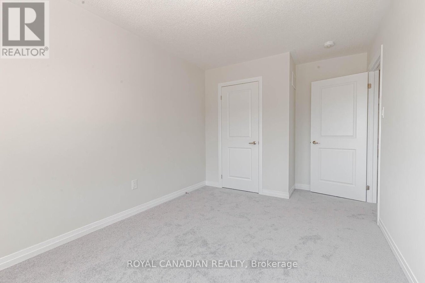15 MOLNAR CRESCENT - Photo 29