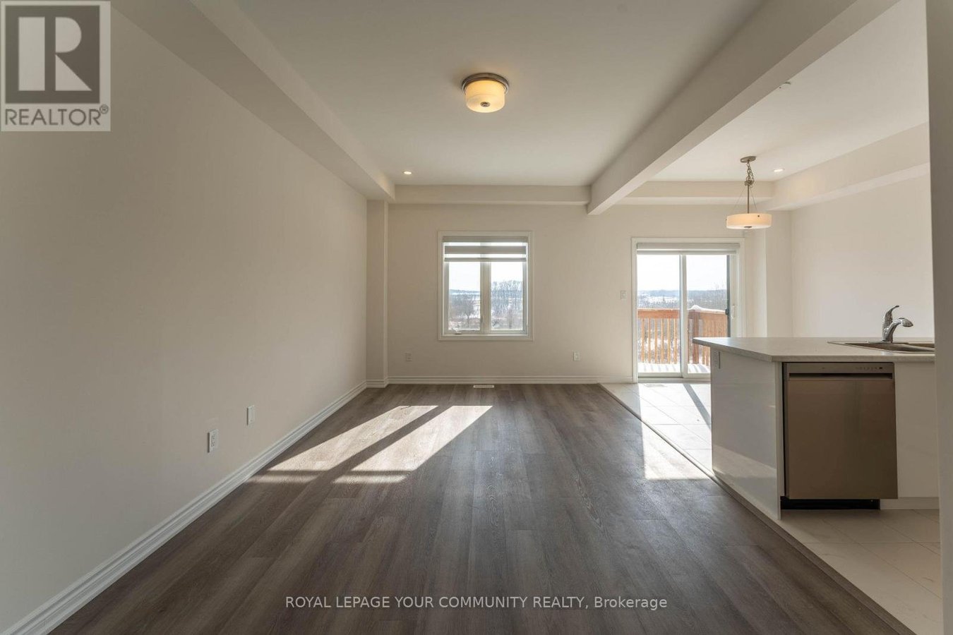 45 - 620 COLBORNE STREET - Photo 8