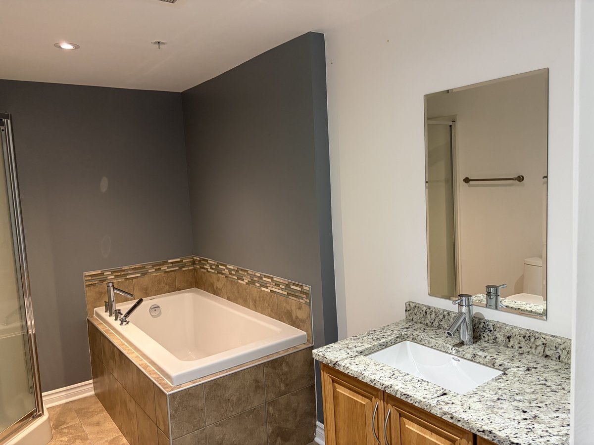 7620 Boulevard Marie-Victorin - Photo 9