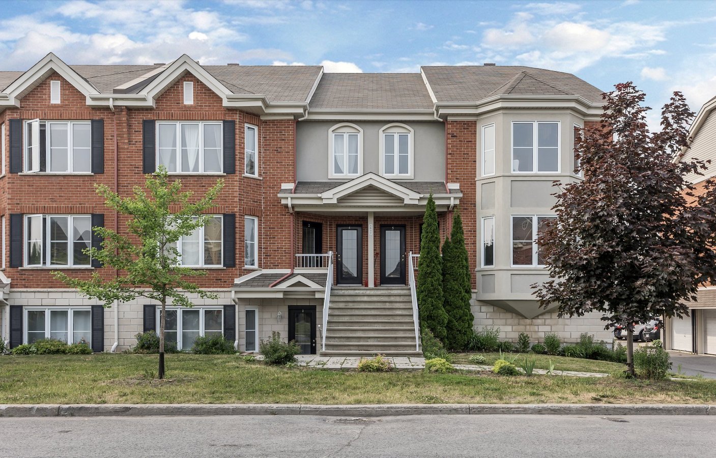 Brossard 2 Bedroom Apartments Condos and Houses for Rent