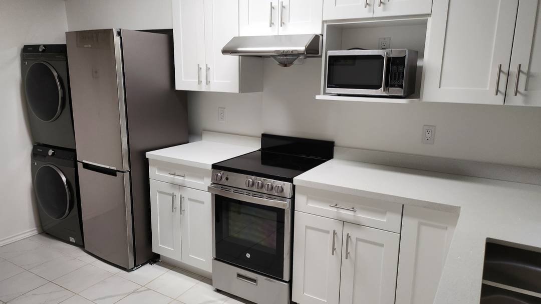 3968 Pine Street - Photo 3
