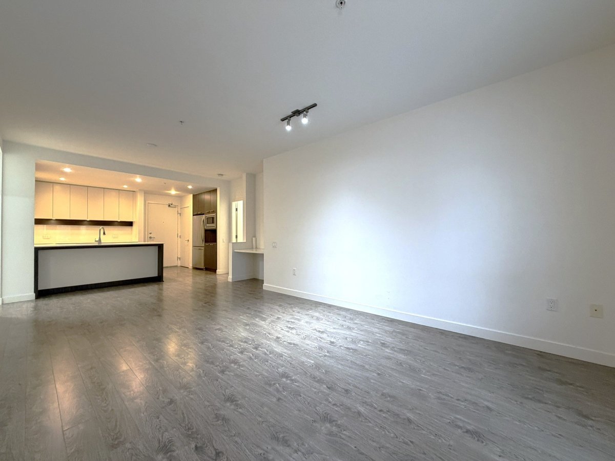 9250 University High Street - Photo 6