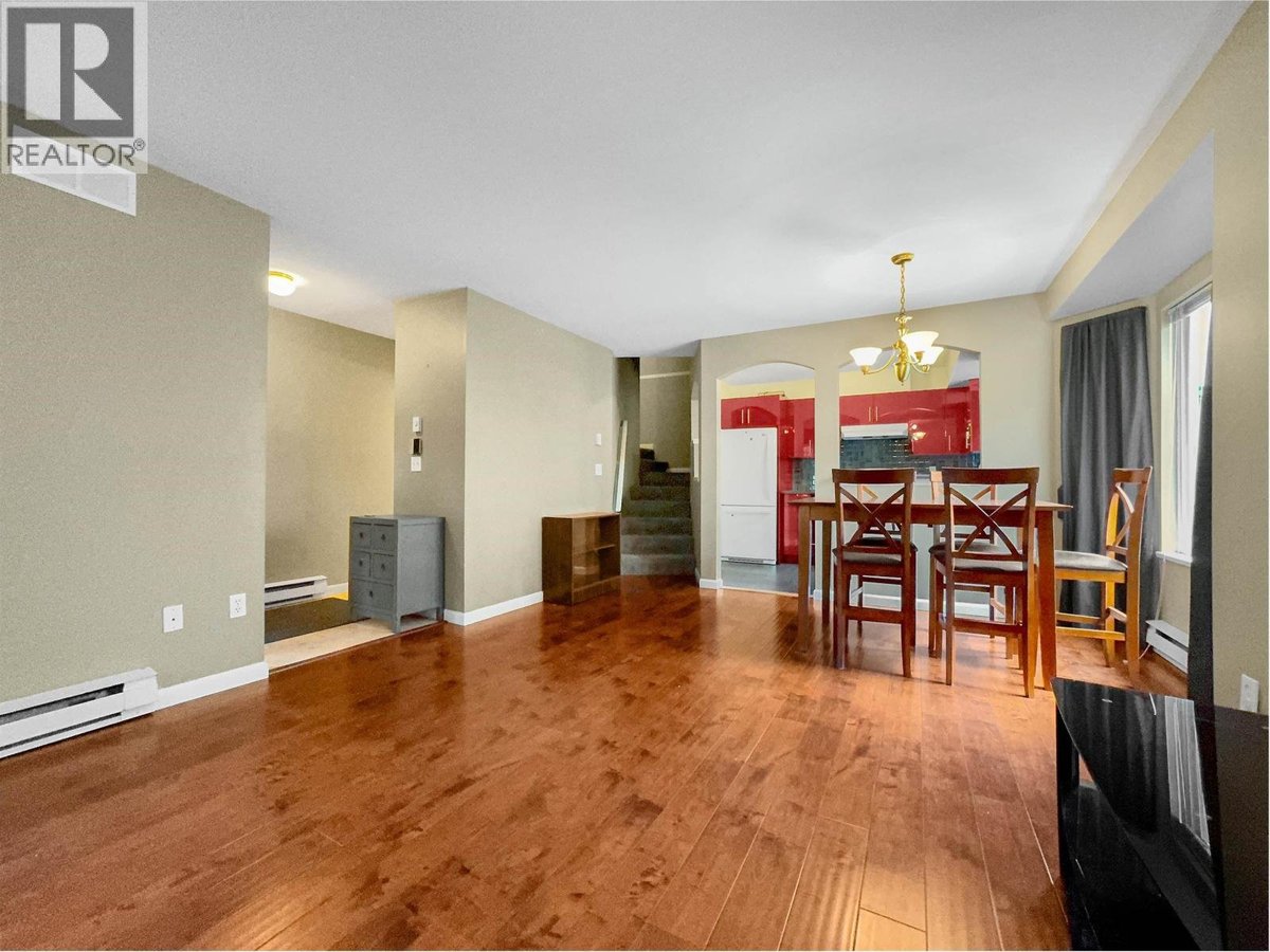 X 7175 18TH AVENUE - Photo 5