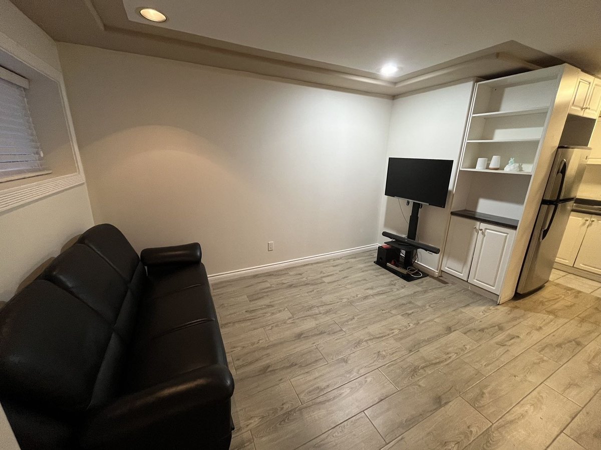 5227 Chesham Avenue - Photo 4
