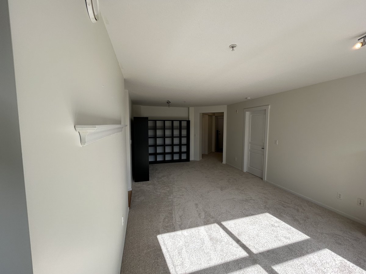 9319 University Crescent - Photo 2