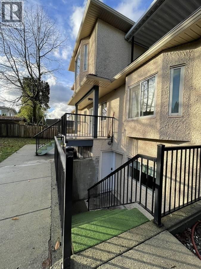 4800 CANADA WAY - Photo 1