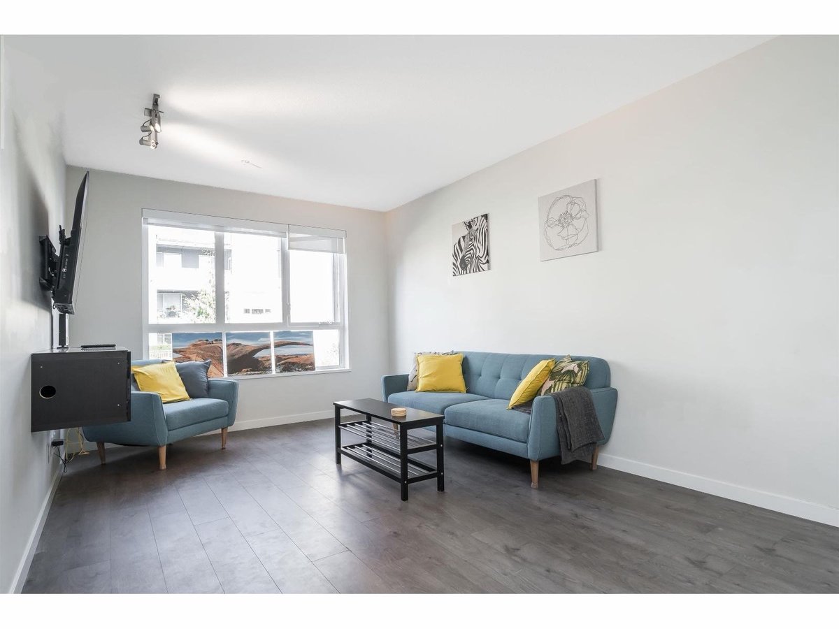 9877 University Crescent - Photo 15