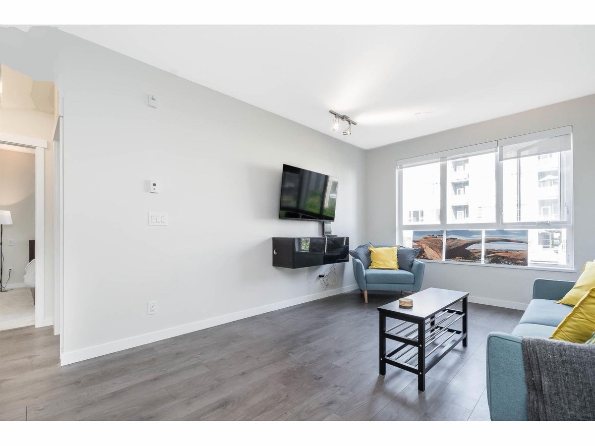 9877 University Crescent - Photo 17