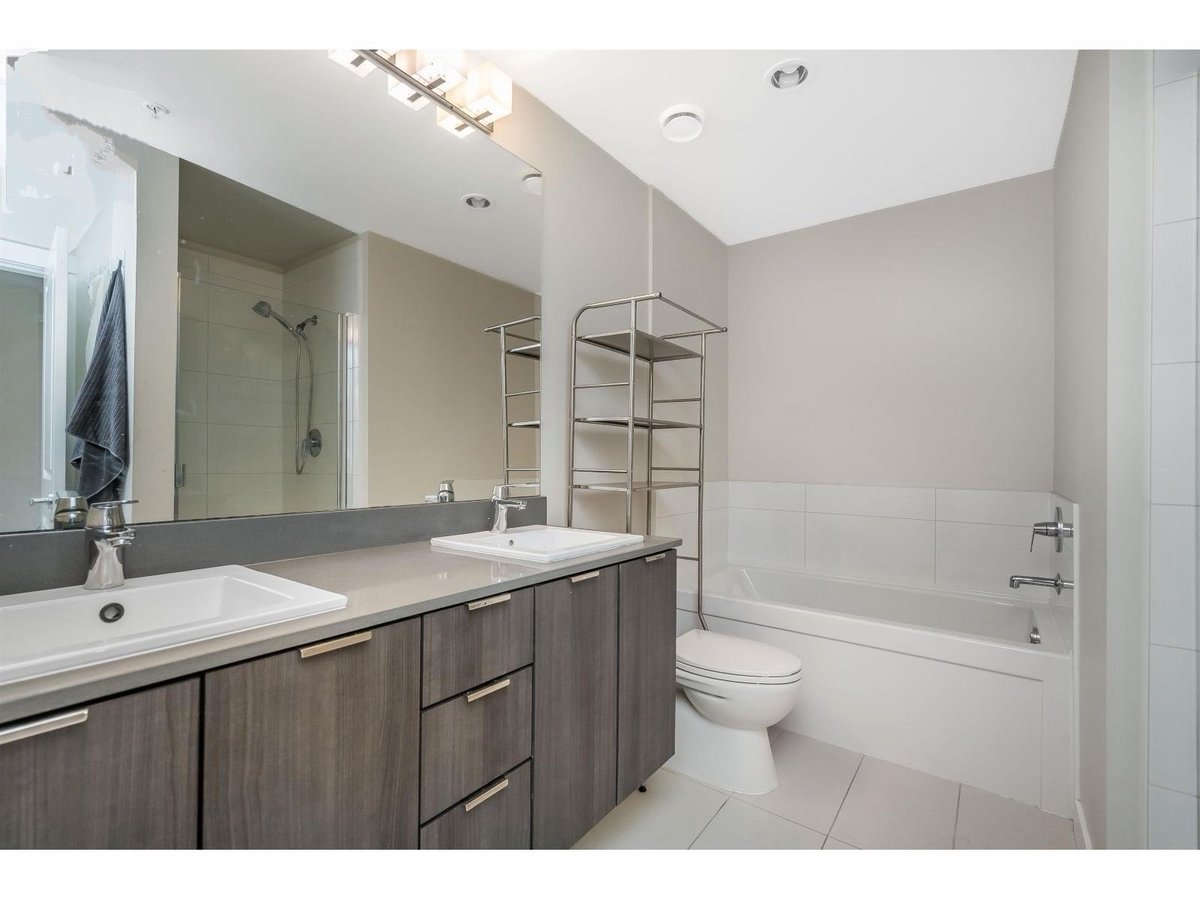 9877 University Crescent - Photo 23