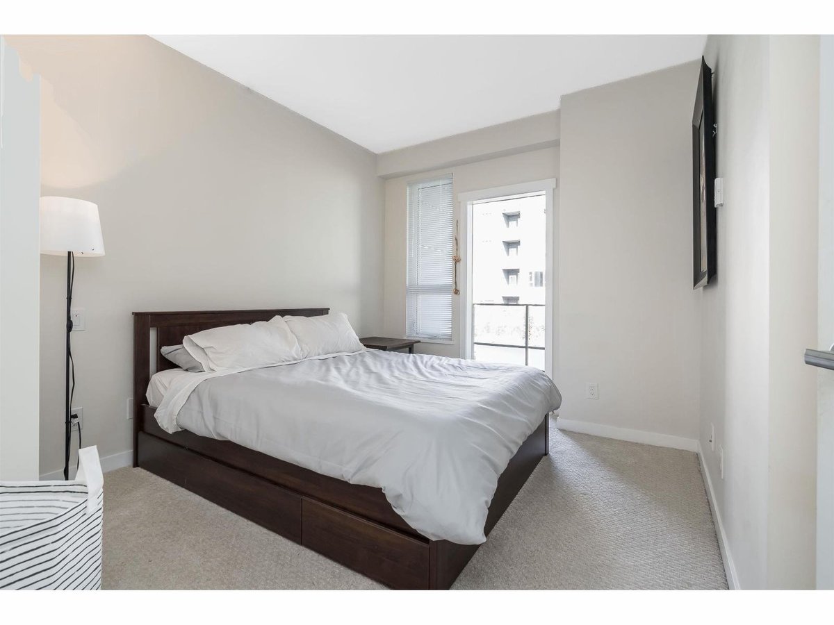 9877 University Crescent - Photo 26