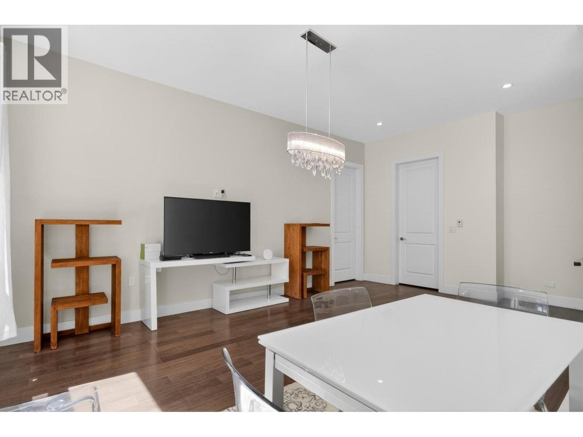 Main 7038 FIELDING COURT - Photo 11