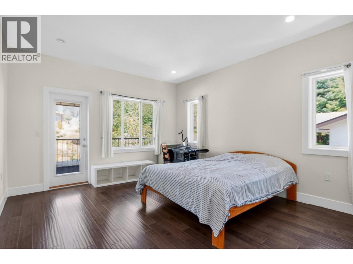 Main 7038 FIELDING COURT - Photo 18