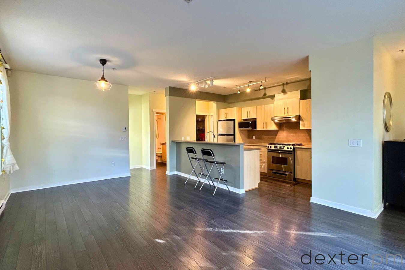 9229 University Crescent - Photo 4