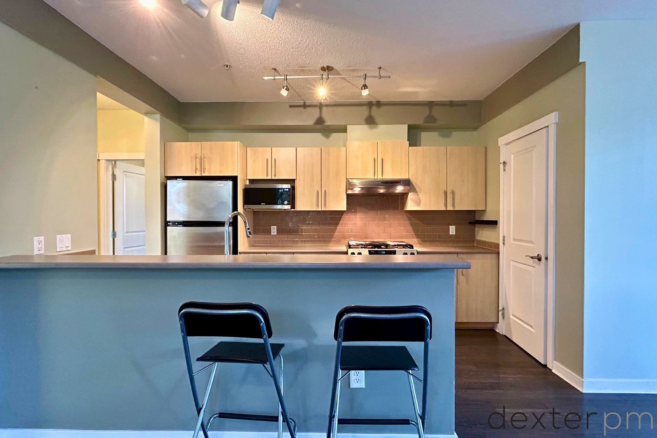 9229 University Crescent - Photo 5