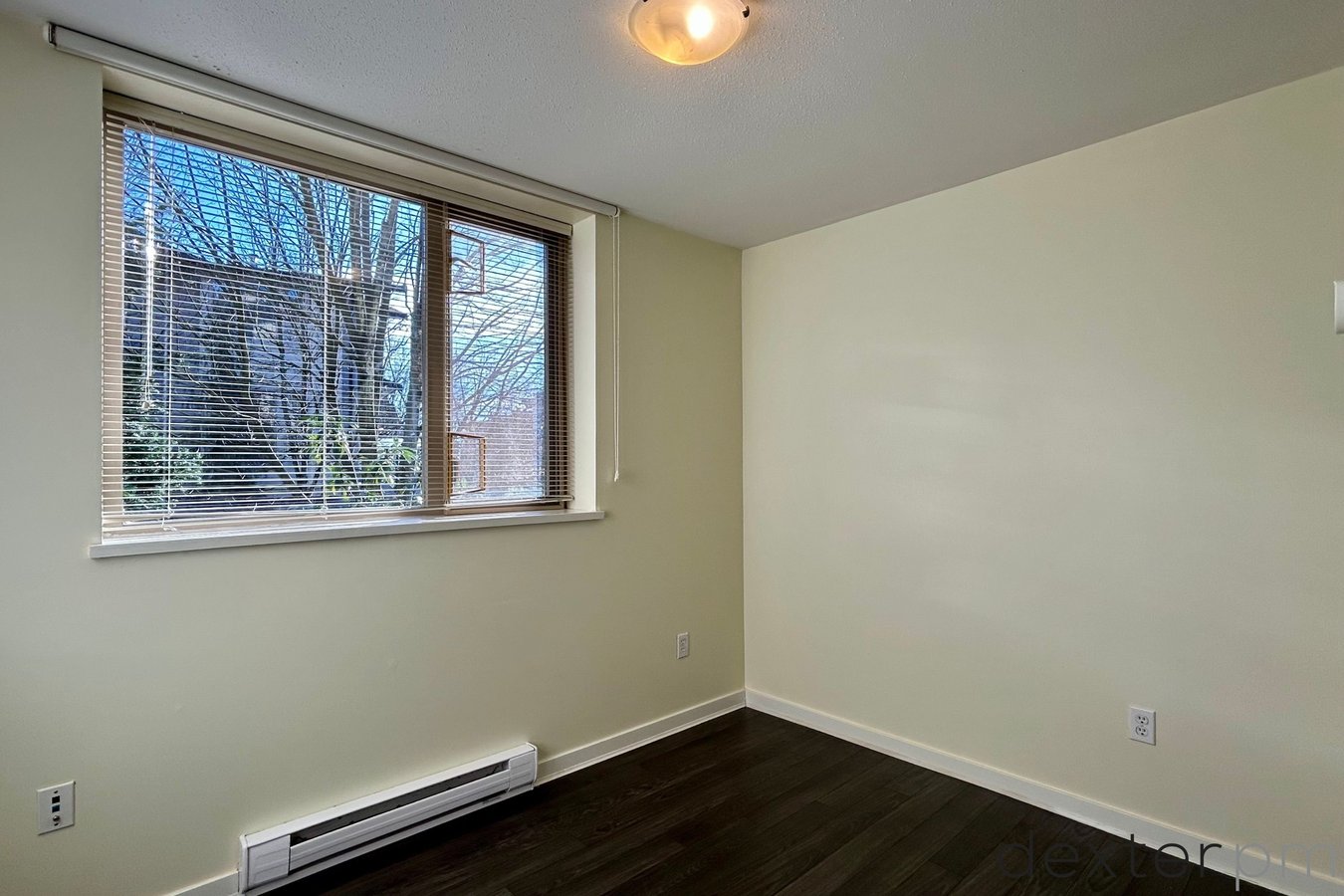 9229 University Crescent - Photo 8