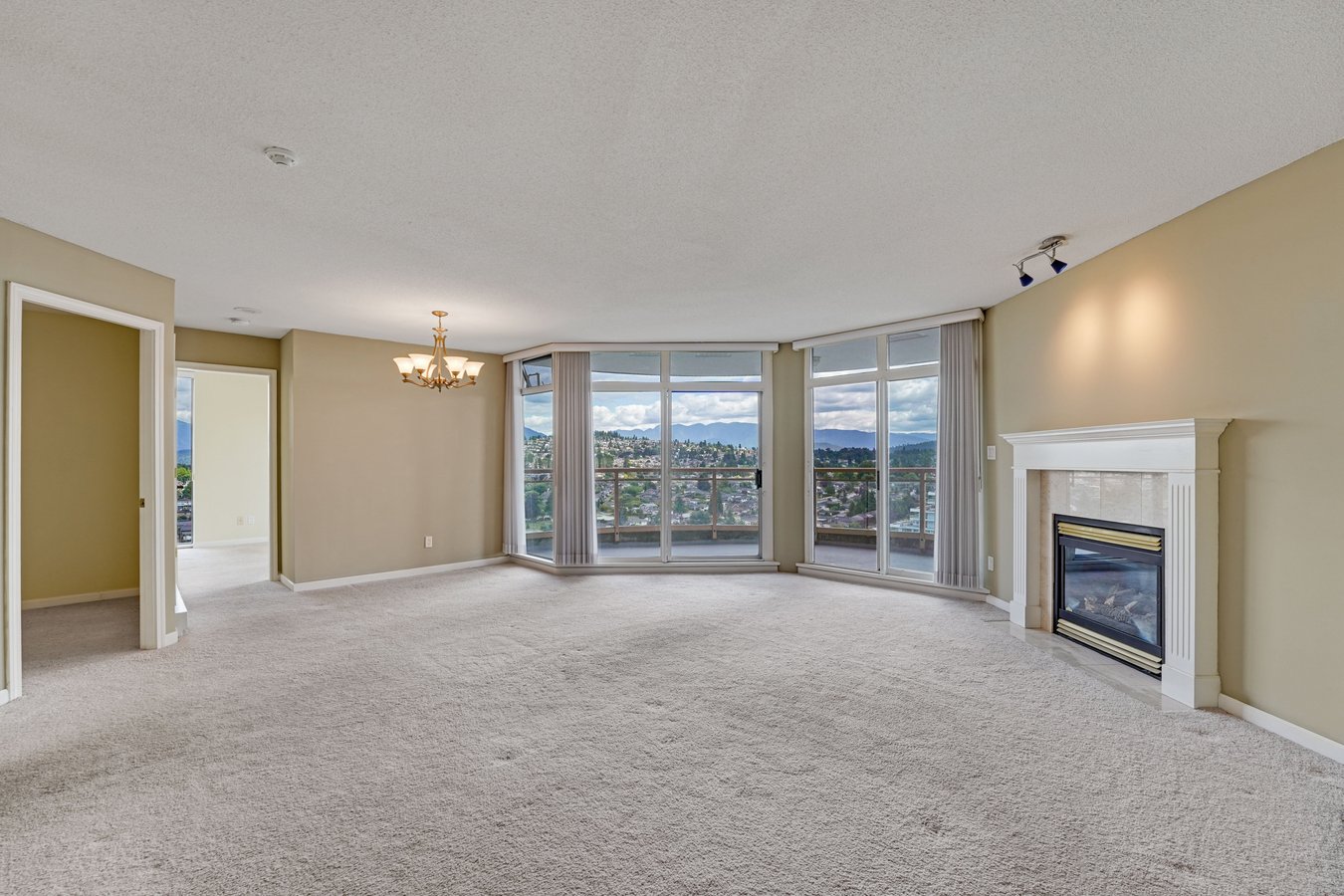 4425 Halifax Street - Photo 7