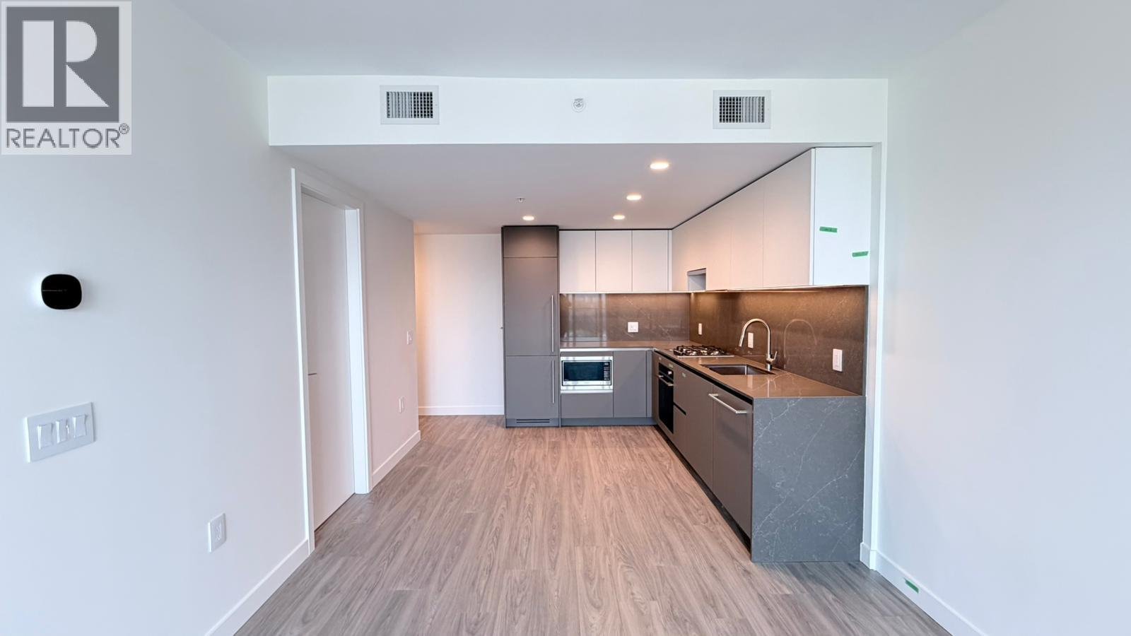 3701 2135 SPRINGER AVENUE - Photo 5