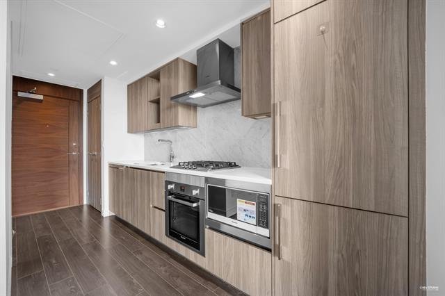 4730 Lougheed Highway - Photo 25
