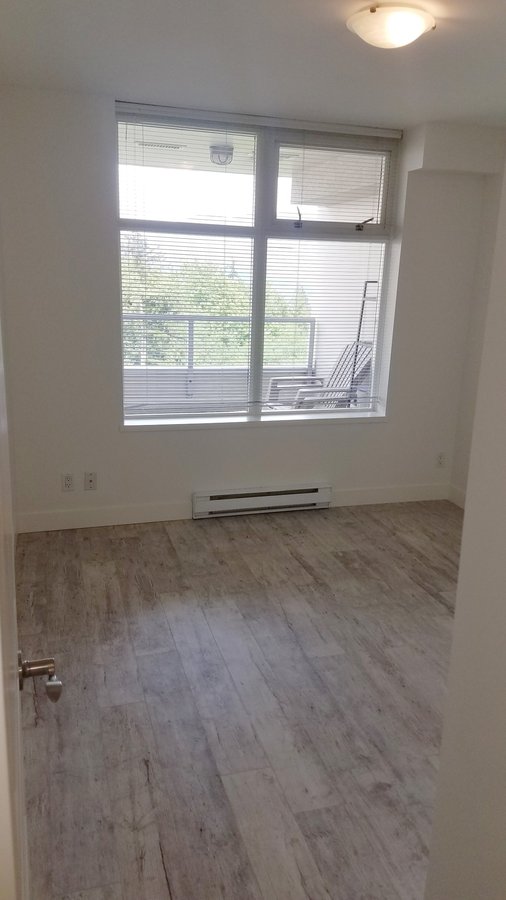 9298 University Crescent - Photo 2