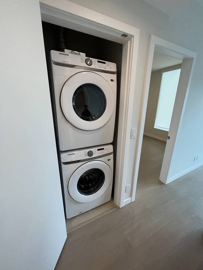 2186 Gilmore Avenue - Photo 6