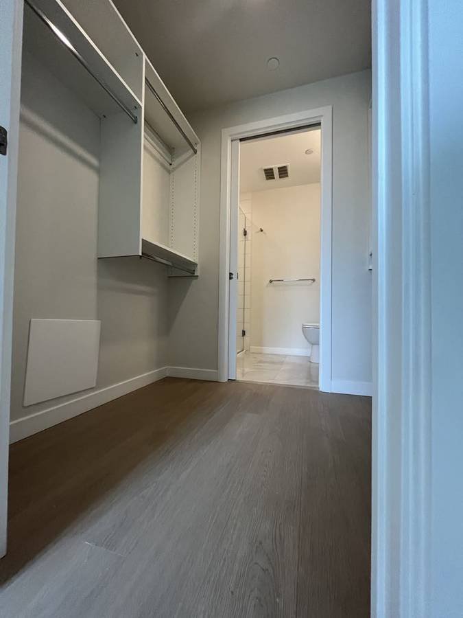 2186 Gilmore Avenue - Photo 9