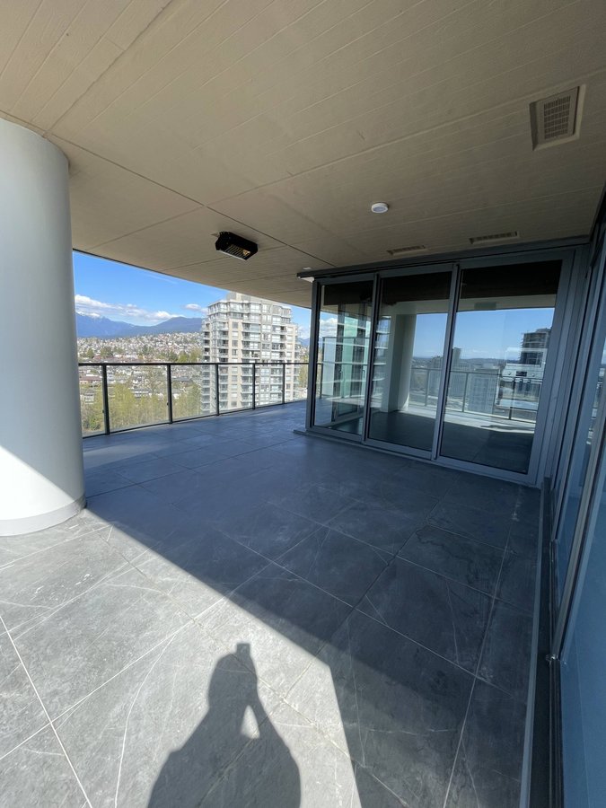 4890 Lougheed Highway - Photo 4