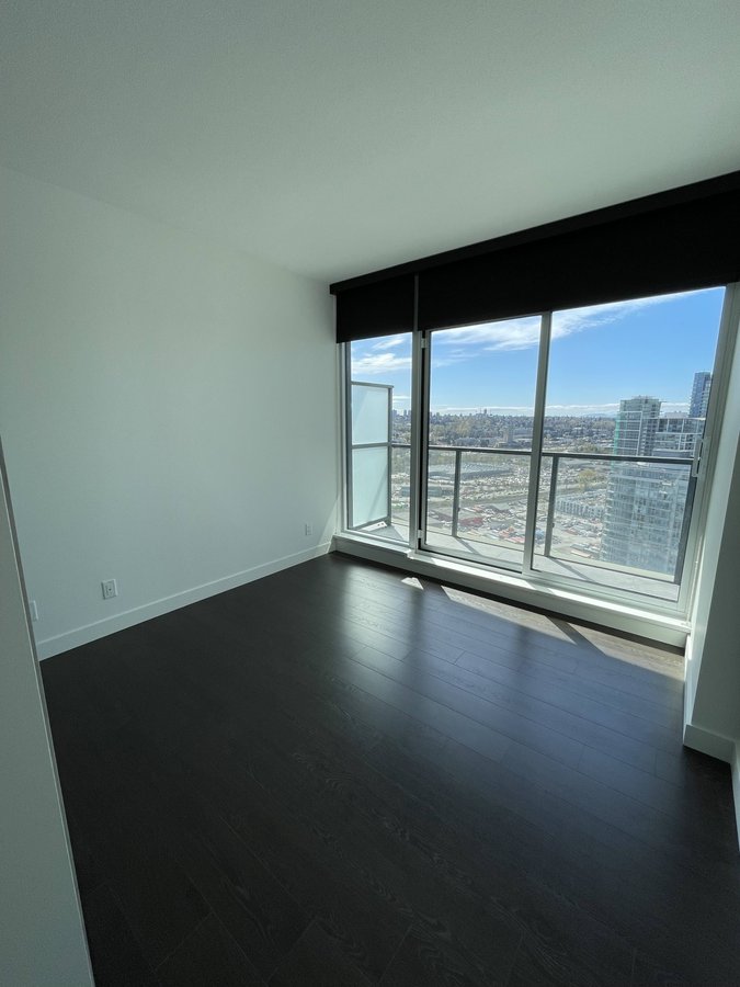4890 Lougheed Highway - Photo 9